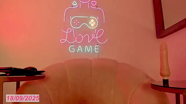 Snapshot of Isabella_Haddad chatting on September 19, 2025, 12:39 pm Isabella Haddad online show from September 19, 2025, 12:39 pm
