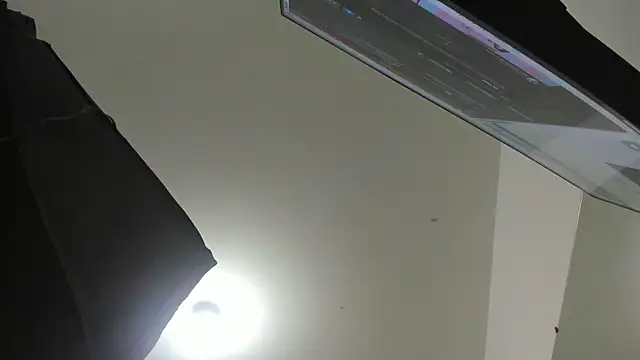 Rihanna hotx online show from October 25, 2025, 2:52 am