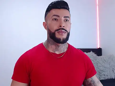 andrea de lucaa online show from September 23, 2025, 2:47 am