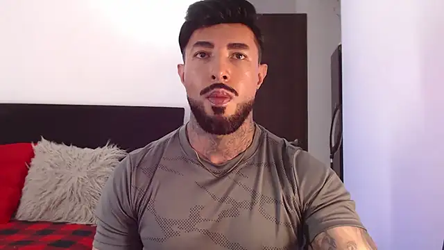 Snapshot of andrea_de_lucaa chatting on June 22, 2026, 2:35 am andrea de lucaa online show from June 22, 2026, 2:35 am