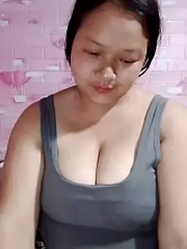 girl-babi online show from April 15, 2026, 10:44 am