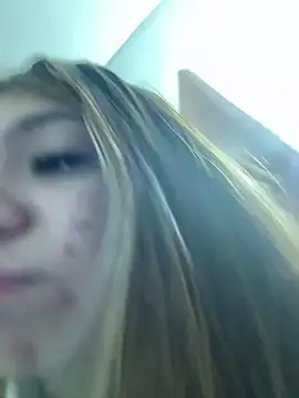 Snapshot of Isabella18_pink chatting on February 12, 2026, 11:27 am Isabella18 pink online show from February 12, 2026, 11:27 am