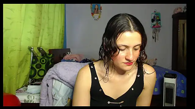 Snapshot of lindasyt chatting on September 12, 2025, 10:32 pm lindasyt online show from September 12, 2025, 10:32 pm