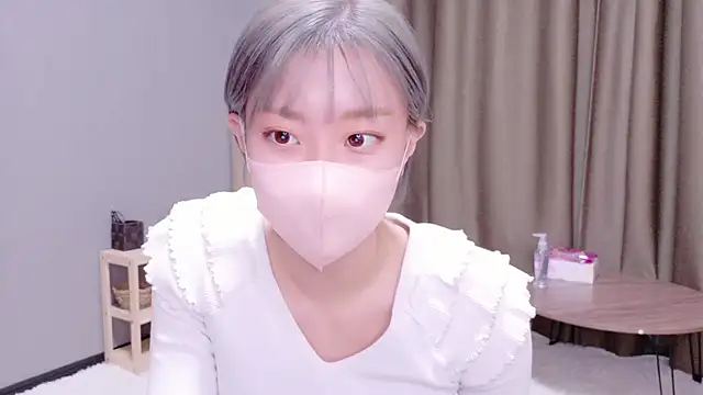 Snapshot of Nana__ch chatting on January 8, 2026, 6:48 am Nana ch online show from January 8, 2026, 6:48 am