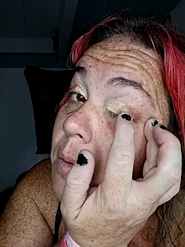 Courdles online show from September 12, 2025, 9:42 am