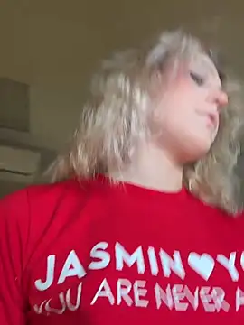 CaitlinSugar online show from November 12, 2025, 4:24 am