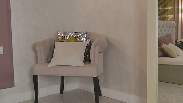 Snapshot of CaitlinSugar chatting on May 18, 2026, 4:29 am CaitlinSugar online show from May 18, 2026, 4:29 am