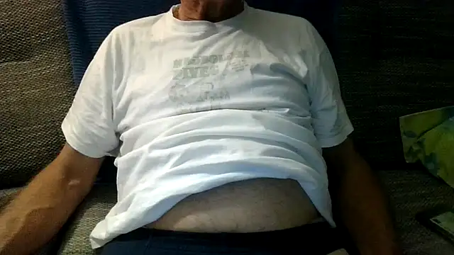 velikifant7 online show from November 14, 2025, 5:11 pm