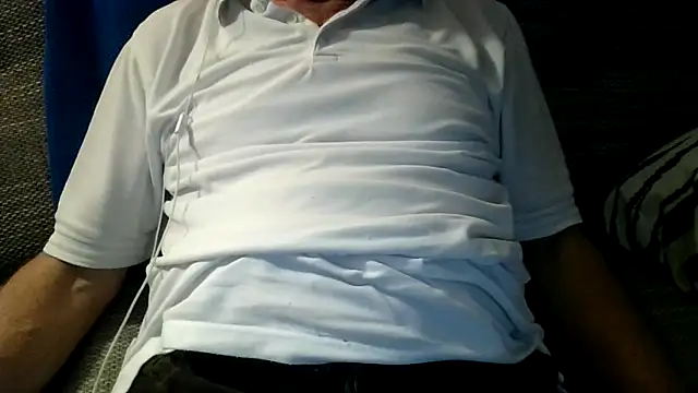 velikifant7 online show from February 22, 2026, 5:44 pm