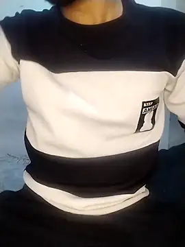 Hotyy subhu online show from April 16, 2026, 2:07 pm