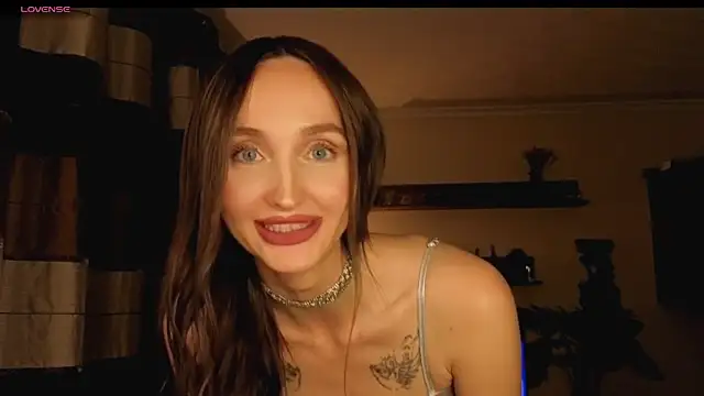 xSweetMissx online show from September 19, 2025, 8:09 pm