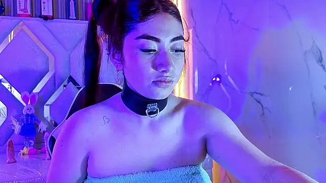 Sophia tf online show from March 28, 2026, 8:08 pm