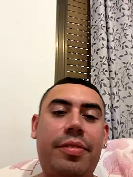 Snapshot of davidxxx099 chatting on September 11, 2025, 3:12 pm davidxxx099 online show from September 11, 2025, 3:12 pm