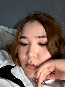 Snapshot of Camm_hmi chatting on November 29, 2025, 12:46 am Camm hmi online show from November 29, 2025, 12:46 am