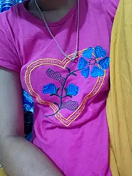 maya-Couple19 online show from November 20, 2025, 6:29 pm