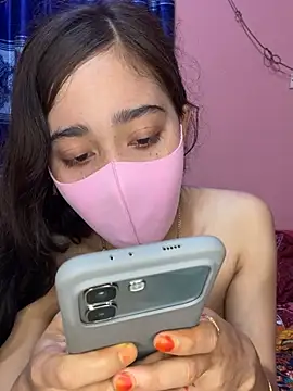 maya-Couple19 online show from April 4, 2026, 6:16 pm