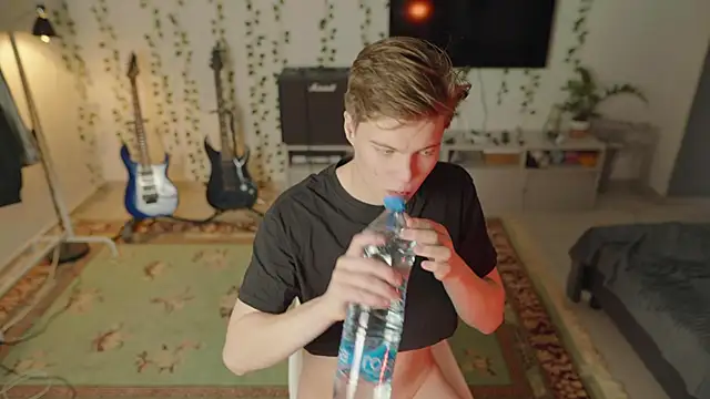 RusBradPitt online show from January 14, 2026, 1:28 pm