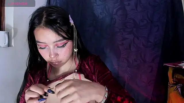 Viioleett cum online show from October 31, 2025, 2:51 pm