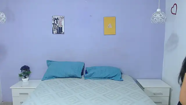 onixandghosty1 online show from November 7, 2025, 7:03 pm