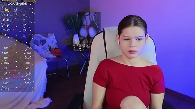 Lunamytrend online show from November 3, 2025, 6:14 am