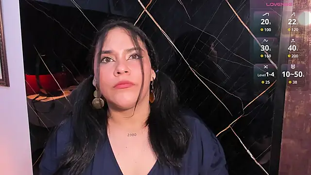 TIFFANY GLOW   online show from September 14, 2025, 8:08 pm