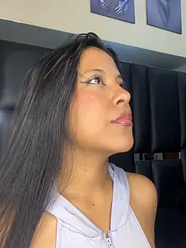 Kendra C online show from January 14, 2026, 1:33 am