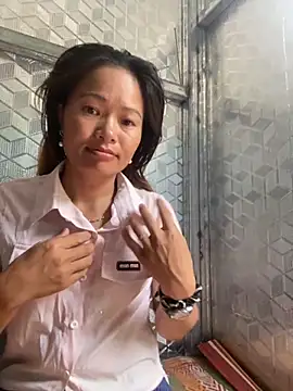 Snapshot of Xudaymin chatting on September 10, 2025, 9:42 am Xudaymin online show from September 10, 2025, 9:42 am