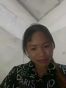 Snapshot of Xudaymin chatting on October 4, 2025, 6:28 pm Xudaymin online show from October 4, 2025, 6:28 pm