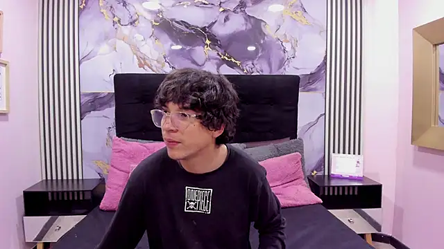 Desire Ecstasy online show from December 3, 2025, 1:09 pm