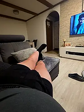 Snapshot of bigdicksklave chatting on February 11, 2026, 9:09 pm bigdicksklave online show from February 11, 2026, 9:09 pm