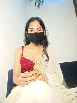 TheSassyGirl7 online show from October 17, 2025, 7:16 pm