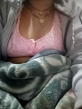 Snapshot of CUTGIRL76 chatting on December 21, 2025, 1:46 am CUTGIRL76 online show from December 21, 2025, 1:46 am