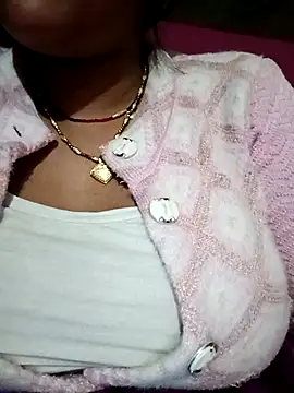 Snapshot of CUTGIRL76 chatting on January 12, 2026, 1:11 am CUTGIRL76 online show from January 12, 2026, 1:11 am