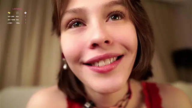 LurleneRamo online show from October 20, 2025, 1:06 am