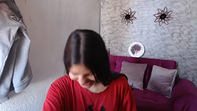 Snapshot of Evagirl69 chatting on June 11, 2026, 12:25 pm Evagirl69 online show from June 11, 2026, 12:25 pm