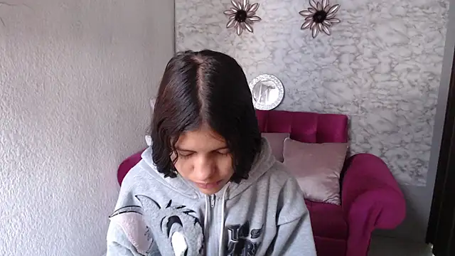 Snapshot of Evagirl69 chatting on June 26, 2026, 12:20 pm Evagirl69 online show from June 26, 2026, 12:20 pm