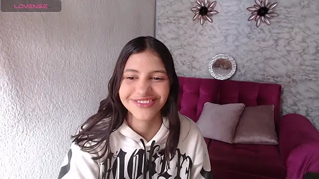Snapshot of Evagirl69 chatting on July 16, 2026, 12:22 pm Evagirl69 online show from July 16, 2026, 12:22 pm