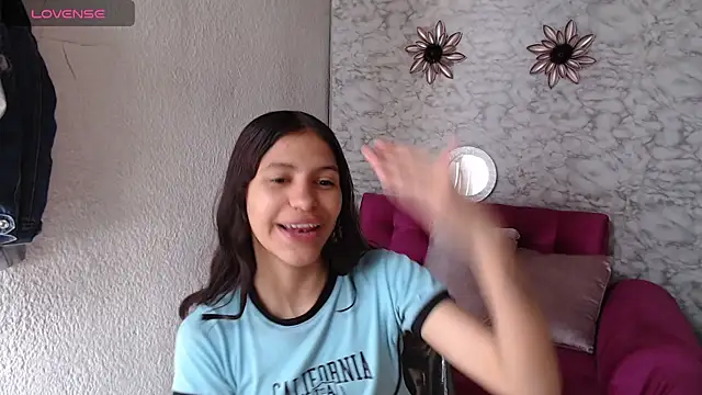 Snapshot of Evagirl69 chatting on July 17, 2026, 12:23 pm Evagirl69 online show from July 17, 2026, 12:23 pm