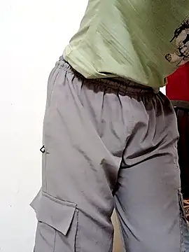 Snapshot of Nisha_cam12 chatting on September 21, 2025, 10:50 am Nisha cam12 online show from September 21, 2025, 10:50 am