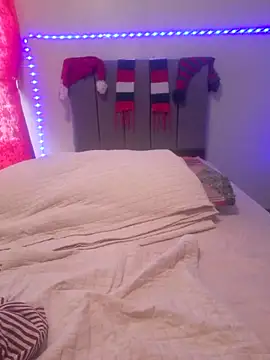 Vickysweeeettt online show from December 14, 2025, 6:56 pm