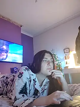 Snapshot of SerenaVice chatting on December 15, 2025, 5:39 pm SerenaVice online show from December 15, 2025, 5:39 pm