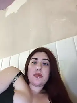 Snapshot of SerenaVice chatting on December 20, 2025, 7:43 pm SerenaVice online show from December 20, 2025, 7:43 pm
