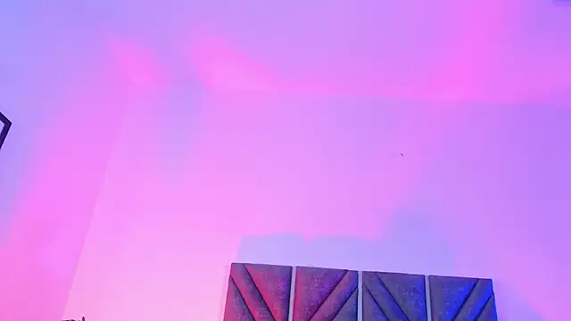 AlombraMorris online show from December 21, 2025, 11:28 am