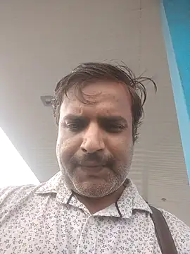 vardh033 online show from September 18, 2025, 10:50 am