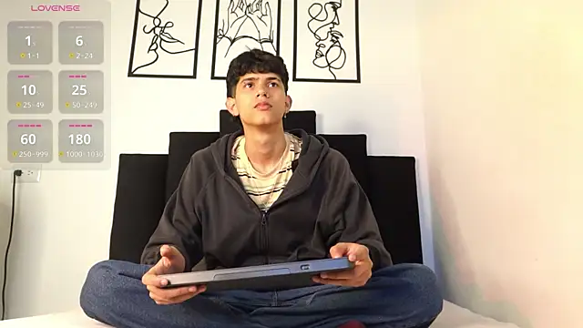 alexmark  online show from January 8, 2026, 1:24 pm