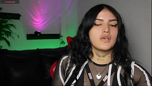 sari belle online show from September 29, 2025, 9:19 pm