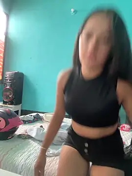 Luciaparker03 online show from September 27, 2025, 2:55 pm