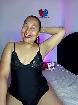 zafiro 93 online show from September 27, 2025, 2:11 pm