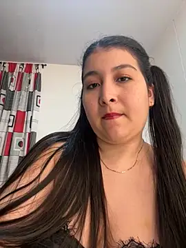 evelyn 1702 online show from November 28, 2025, 10:56 pm