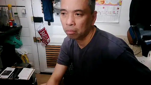 Snapshot of masculado69 chatting on April 27, 2026, 8:01 am masculado69 online show from April 27, 2026, 8:01 am
